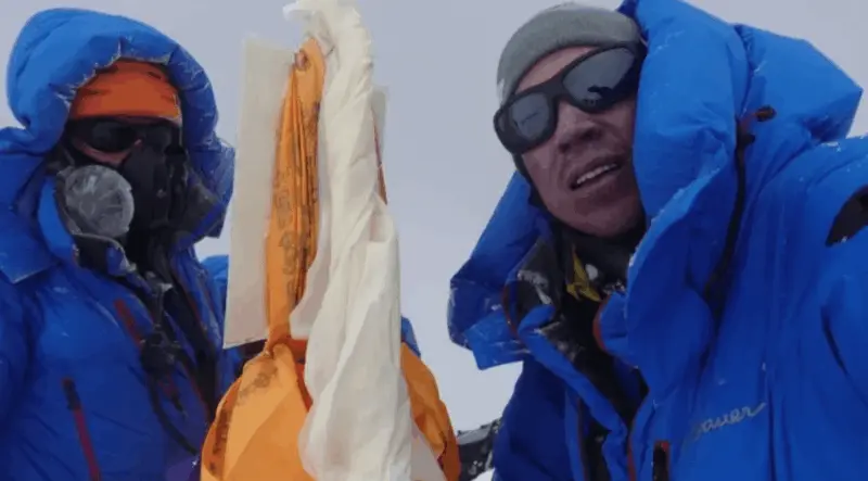 3 Business Lessons I Learned While Summiting Mt. Everest Without Supplemental Oxygen