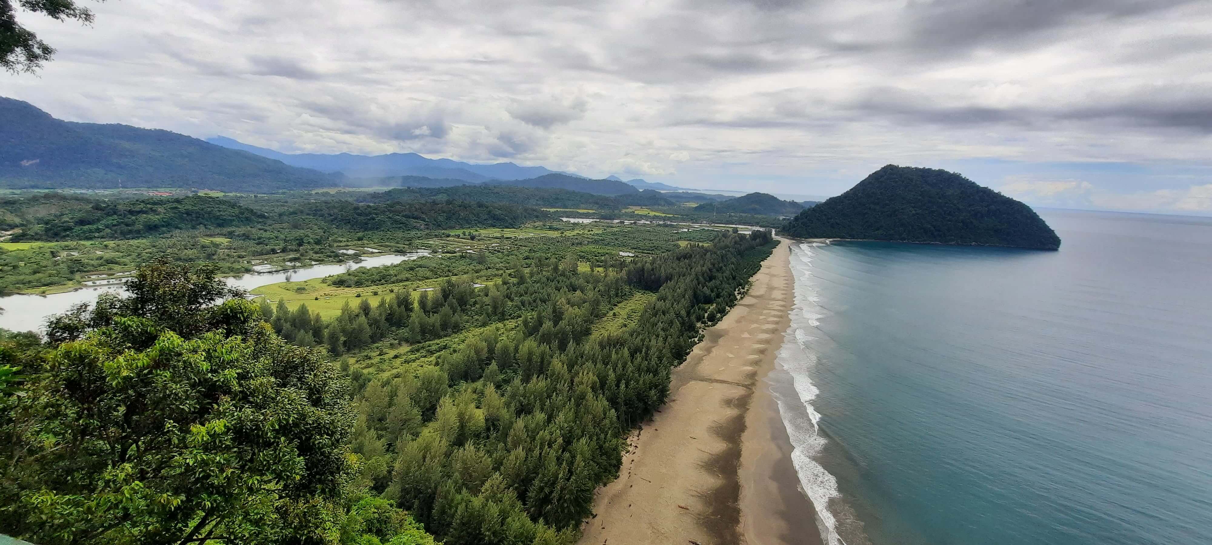 OLD MOUNTAIN 崇行 TO 昌平 Dari_Puncak_Geurete_Aceh_Jaya.jpg