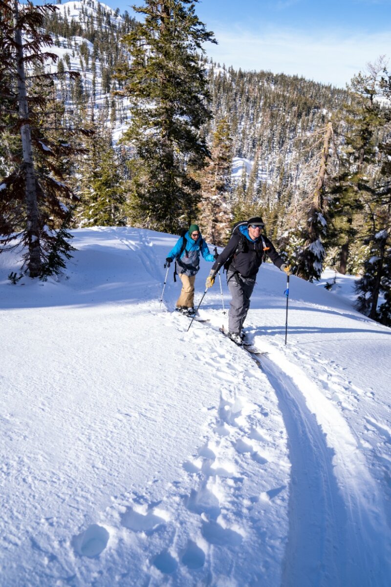 Learn Backcountry Skiing and Splitboarding in Lake Tahoe with professional ski guides.